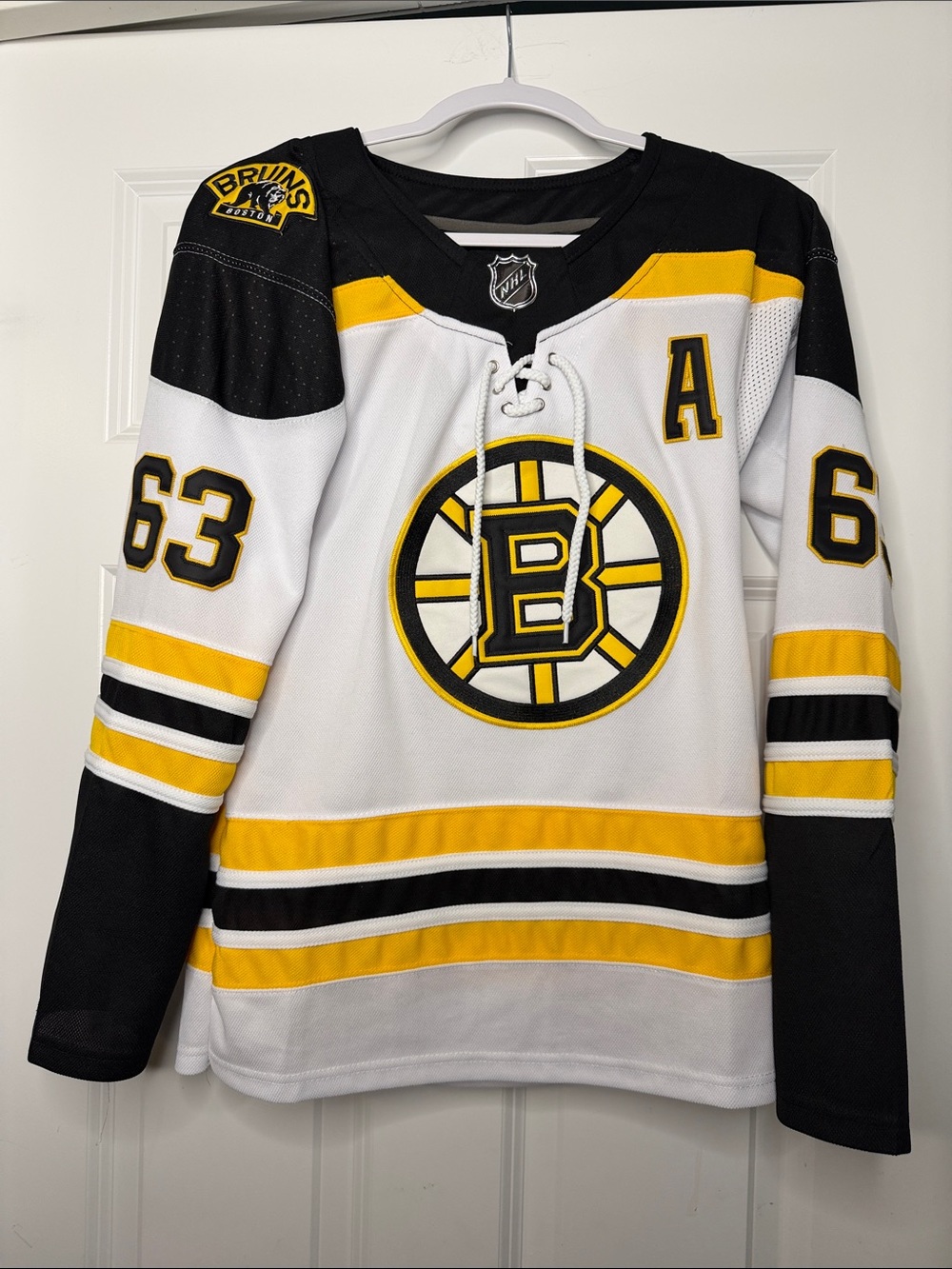 Bruins NHL Boston Hockey Jersey - #63